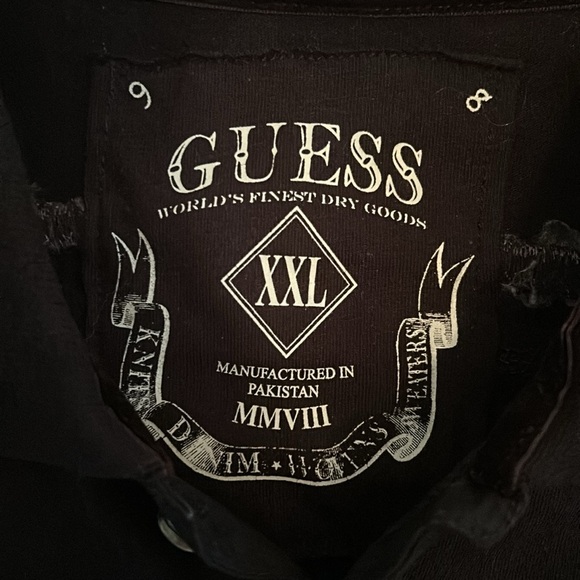 GUESS Black Silver Embroidered Lion Men's XXL Short Sleeve Cotton Shirt 2X - Picture 2 of 4